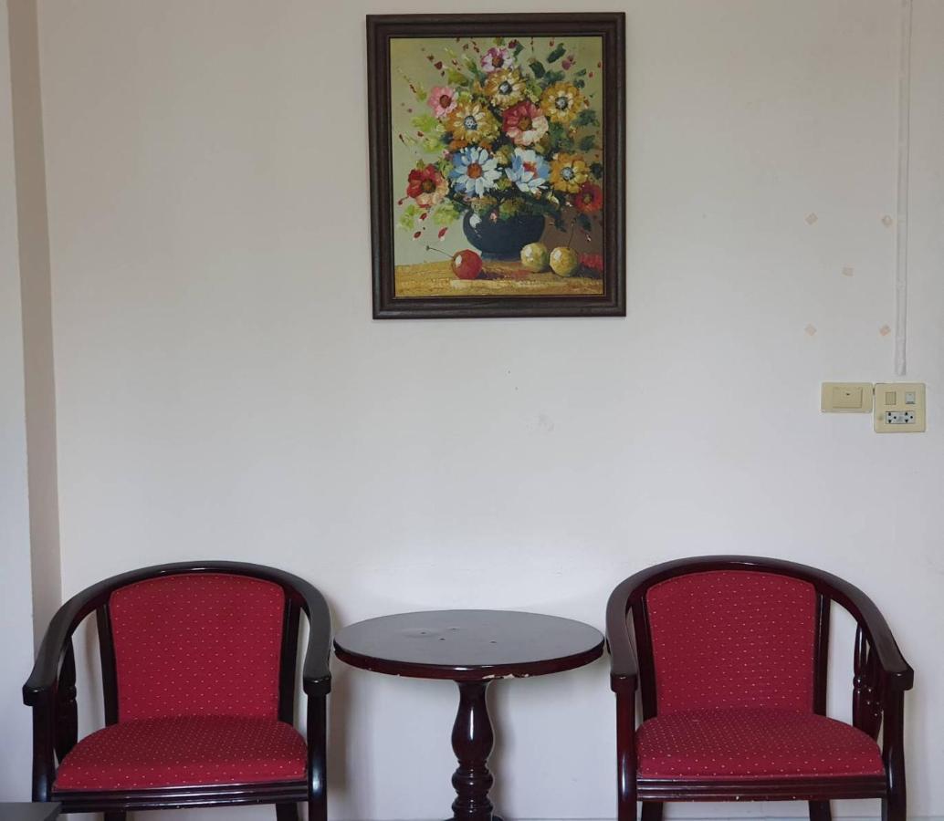 Matini Amata Hotel Ban Hua Phai Buitenkant foto